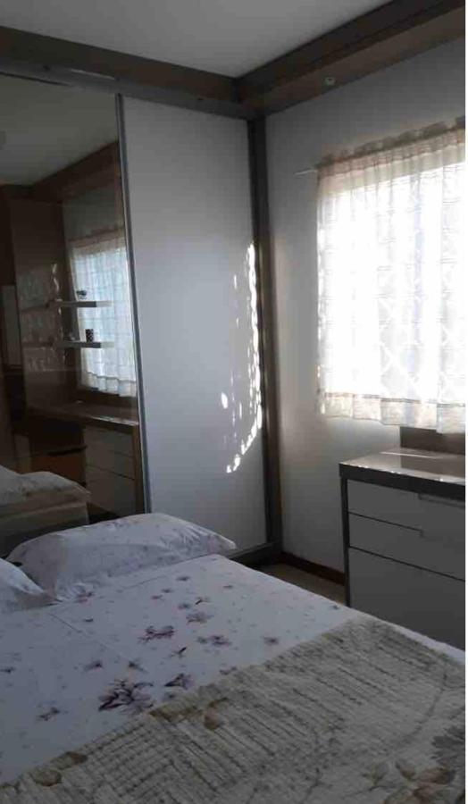 Casa Com Piscina Em Bc Сasa de vacaciones *